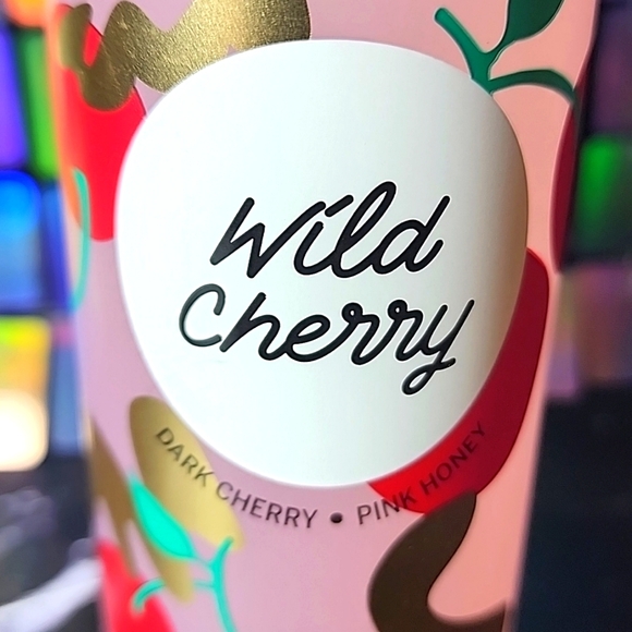 1 Victoria's Secret Pink WILD CHERRY Body Mist Spray Fragrance NEW 8.4 FLOZ - Picture 3 of 5